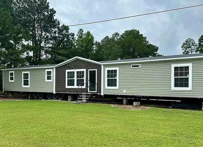 Land and home package at 2235 Ashford Drive, Effingham, SC 29541
